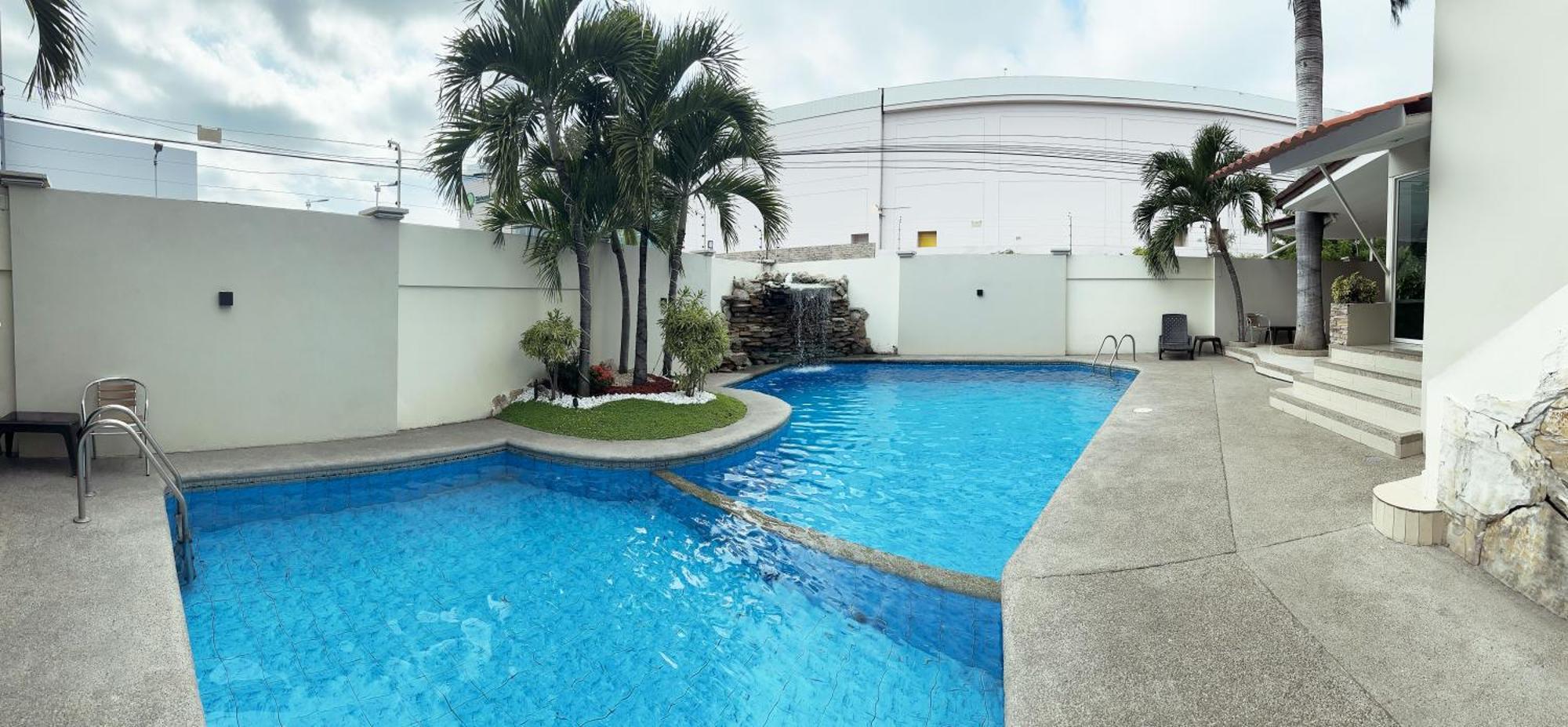 Hotel Mar Azul Manta Exterior photo